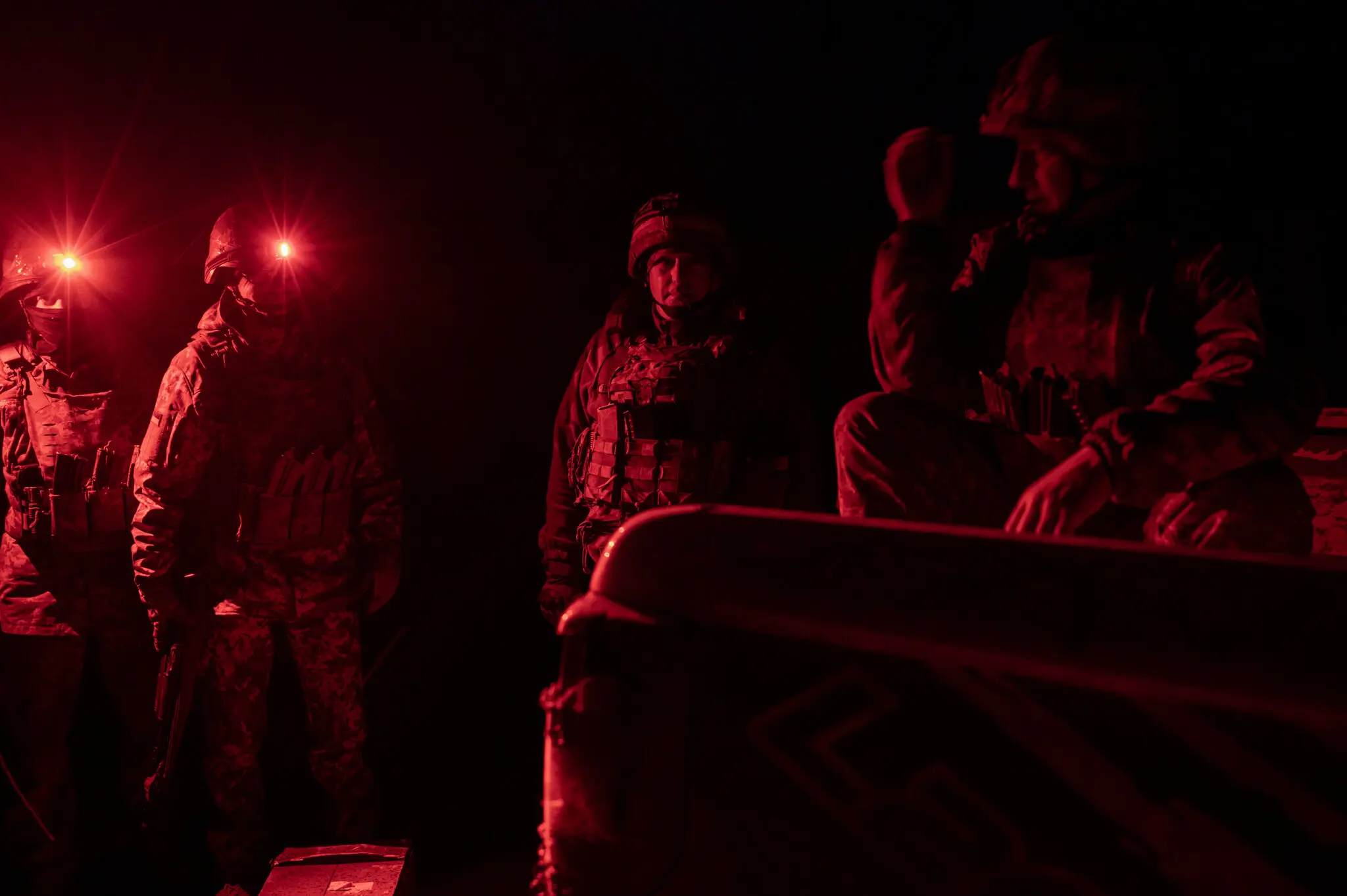 Російські війська намагаються прорватися на Дніпропетровщину з кількох напрямків: важка ситуація в районі Новопавлівки та Горіхового